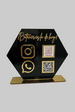 Stand de redes en acrilico negro 3 mm con acrilico dorado espejo -20 cm x 20 cm (A17249)