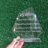 Reconocimiento en acrilico transparente 3mm con grabado laser -16  cm x 15 cm (A17258)