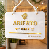 Letrero Abierto/Cerrado en acrilico blanco 3 mm con dorado espejo -30 cm x 20 cm (C75992)