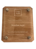 Reconocimiento en MDF chapado 3 mm con relieve en acrilico transparente 3mm con grabado - 14 cm x 16 cm (C71288)